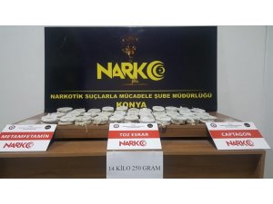 Konya’da uyuşturucu tacirlerine darbe: 13 gözaltı