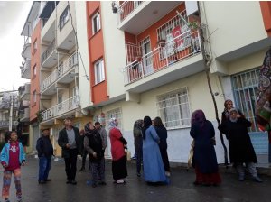 İzmir’de korkunç cinayet: Eşini baltayla öldürdü