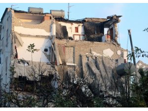 Arnavutluk'ta 6,3 büyüklüğünde deprem