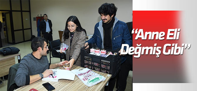 Ders çalışan öğrencilere “anne eli değmiş gibi” ikram