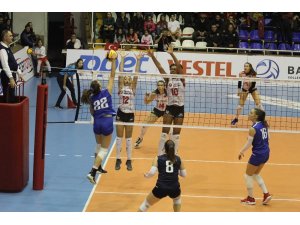 2020 CEV 17 Yaş Altı Kızlar Avrupa Şampiyonası: Türkiye: 3 - Yunanistan: 0