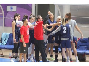 Adana Basketbol galibiyet arıyor