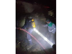 Sivas’ta yangın: 2 keçi, 15 tavuk telef oldu