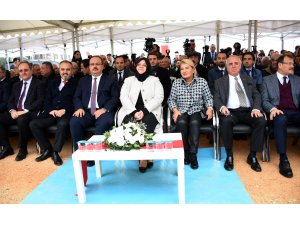 Bakan Zehra Zümrüt Selçuk: "Bakım için sırada bekleyen engellimiz yok"