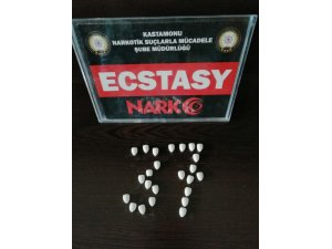 Narkotik ekiplerinden uyuşturucu operasyonu