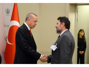 İSEDAK toplantısında aile fotoğrafı çekildi, Borsa İstanbul Genel Müdürü Hakan Atilla da fotoğrafa katıldı