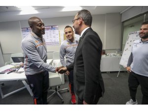 Bakan Kasapoğlu’ndan Medipol Başakşehir’e ziyaret