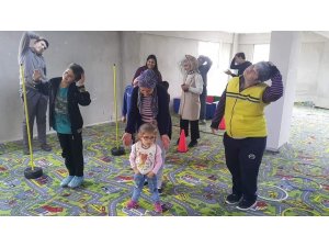 Çal’da özel çocuklara özel spor eğitimi