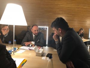 İsmail Emrah Karayel, AP üyeleri ile görüştü