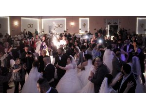 DÜZELTME - "Engelli kadınların 'beyaz gelinlik' hayalleri gerçeğe dönüştü" başlıklı haberimizde ENKADER Başkanı Canan Aykanat'ın soyadı sehven yanlış yazılmıştır. Haberimizi düzelterek yeniden yayıml