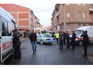 Öğrenci servisinin karıştığı kazada 2’si öğrenci 4 kişi yaralandı