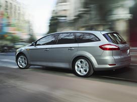 Ford Mondeo şimdi de SW seçeneğiyle!