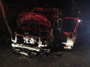 Zonguldak'ta öğrenci servisi yandı