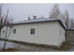 Hırsızlar camiyi soydu