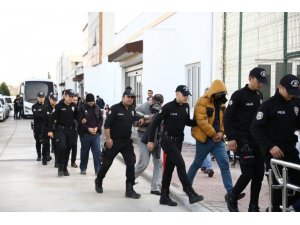 FETÖ operasyonuna 2 tutuklama