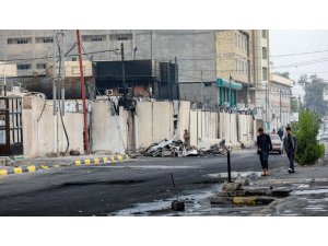 Göstericilerin öldürüldüğü Zikar’da vali istifa etti