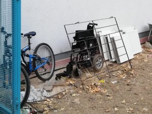 Kırşehir'de engellilerin bisikletlerini çaldığı iddiasıyla yakalanan Iraklı zanlı tutuklandı