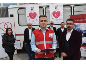 "Özür şiiri" yazıp kan bağışlayarak yargılanmaktan kurtuldu