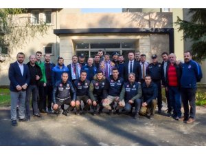 Trabzon Emniyet Müdürü Metin Alper, Galatasaray maçı öncesi Trabzonsporlu taraftarlarla buluştu