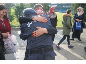 Bursa’da jandarmaların yemin töreninde duygusal anlar
