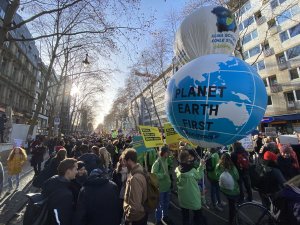 Köln'de "küresel iklim grevi" gösterisi