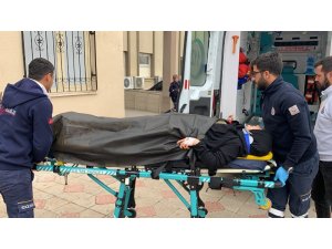 Otomobil ile kamyon çarpıştı: 1’i ağır 7 yaralı