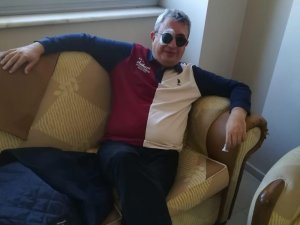 Profesör evinde ölü bulundu