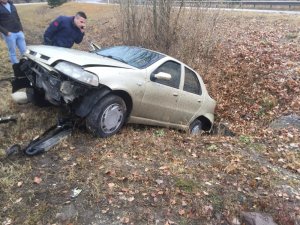 Ankara’da trafik kazaları: 3 yaralı