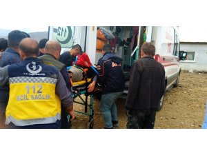 Otomobil takla attı, sürücü camdan fırladı