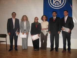 Eczacı teknisyenleri sertifikalarını aldı