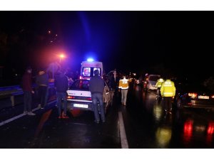 5 otomobil birbirine girdi: 4 yaralı