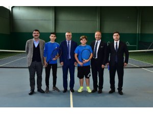 Manisa’da tenis alt yapılmasının geliştirilmesi çalışmaları başladı