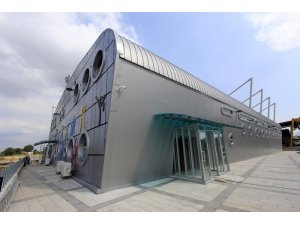 Orhangazi Spor Salonu’na çalışmalar devam ediyor