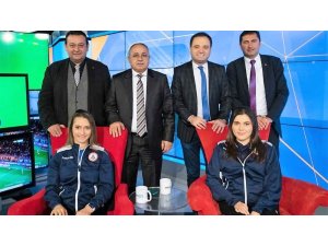 Paralimpik milli yüzücü İldem: "Suda kendimi özgür hissediyorum"