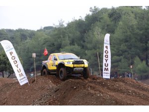 Off-Road yarışları nefes kesti
