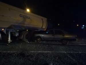 Kahramanmaraş'ta tır ile otomobil çarpıştı: 2 yaralı