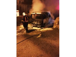 Yanan araçta kundaklama şüphesi