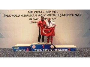 Dilovası’na altın madalya ile döndü