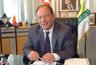 MHP'li başkana bıçaklı saldırı !