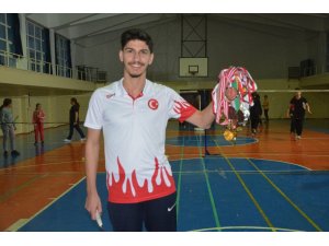 Isparta’da engel tanımayan şampiyon