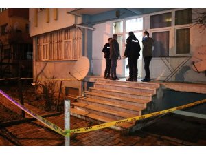 Bolu’da, karısını 32 yerinden bıçaklayarak öldüren sanık ilk kez hakim karşısında