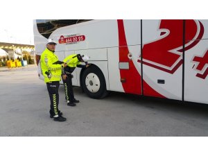 Bozüyük’te kış lastiği denetimleri hız kazandı