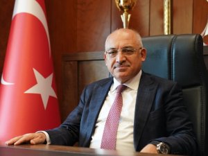 Büyükekşi’den transfer açıklaması: "Devre arası forvet, orta saha, sol bek ve 6 numara transfer edeceğiz"