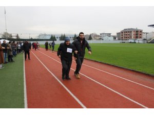 Atletizm yarışının kaybedeni yok