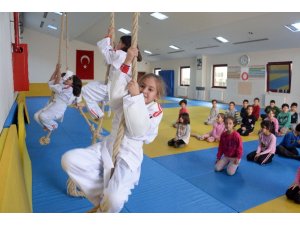 Tataminin yıldızları Osmangazi’de yetişiyor
