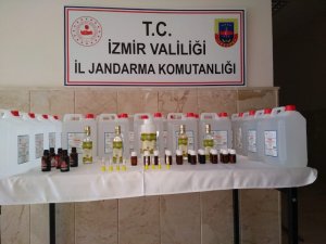 Jandarmadan yılbaşı öncesi pazar yerine kaçak içki operasyonu