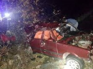 Otomobil şarampole yuvarlandı: 3 yaralı