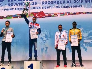 Büyükşehirin milli sporcusu Kick Boks’ta dünya üçüncüsü oldu