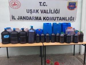 Uşak’ta 460 litre el yapımı şarap ele geçirildi