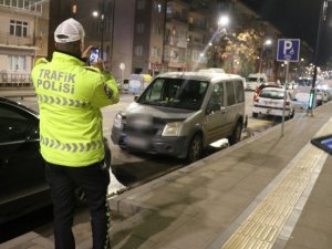 Engelli park yerlerini işgal eden 2 bin 54 sürücüye ceza kesildi